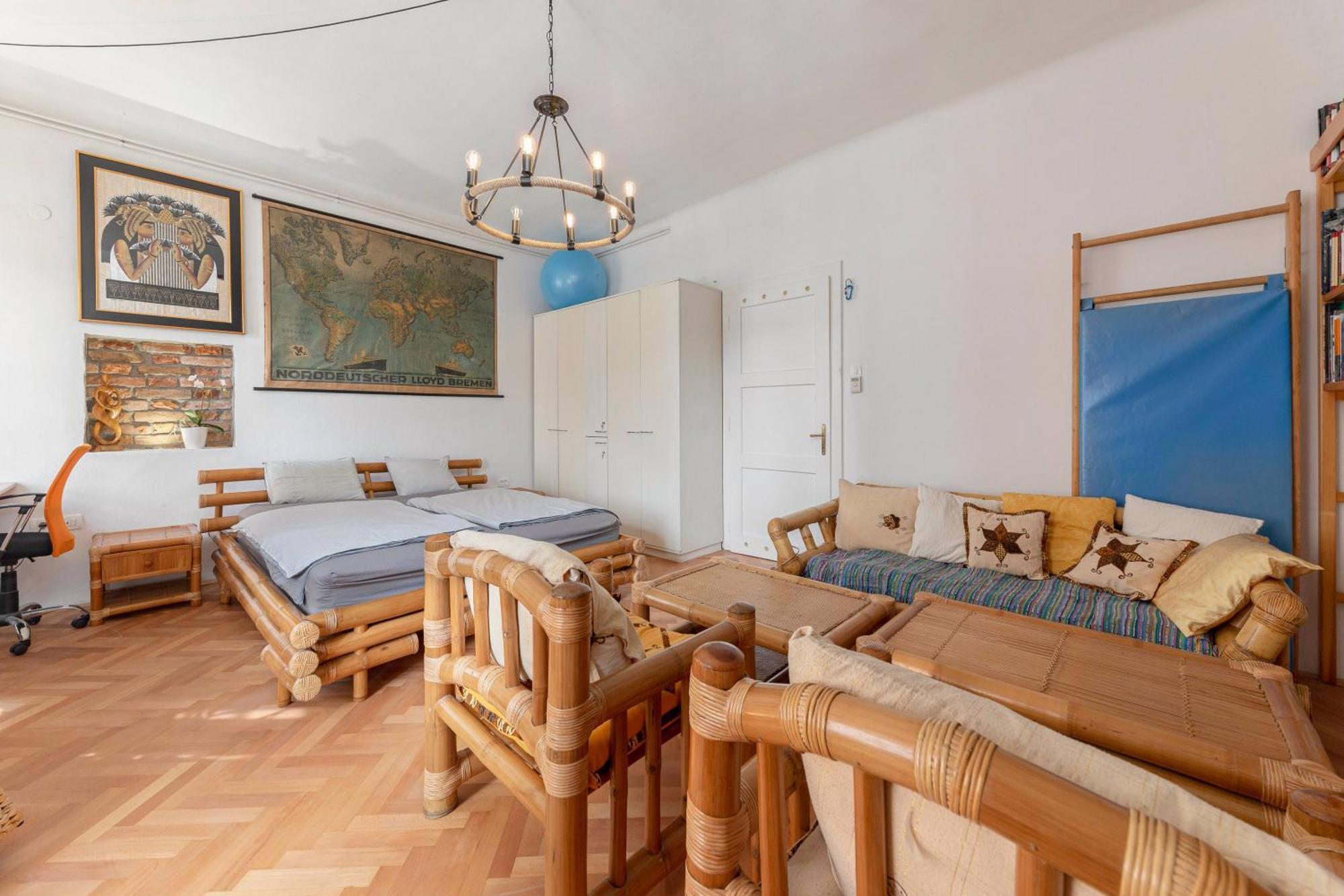 Historical Caserne Apartment Ljubljana Exteriör bild