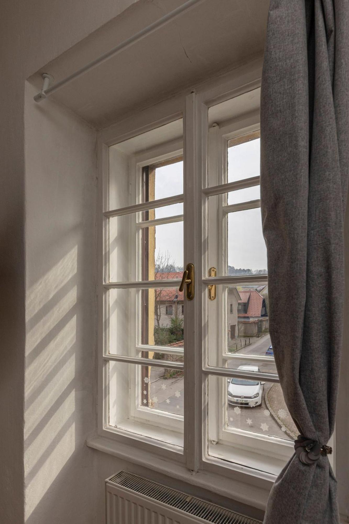 Historical Caserne Apartment Ljubljana Exteriör bild