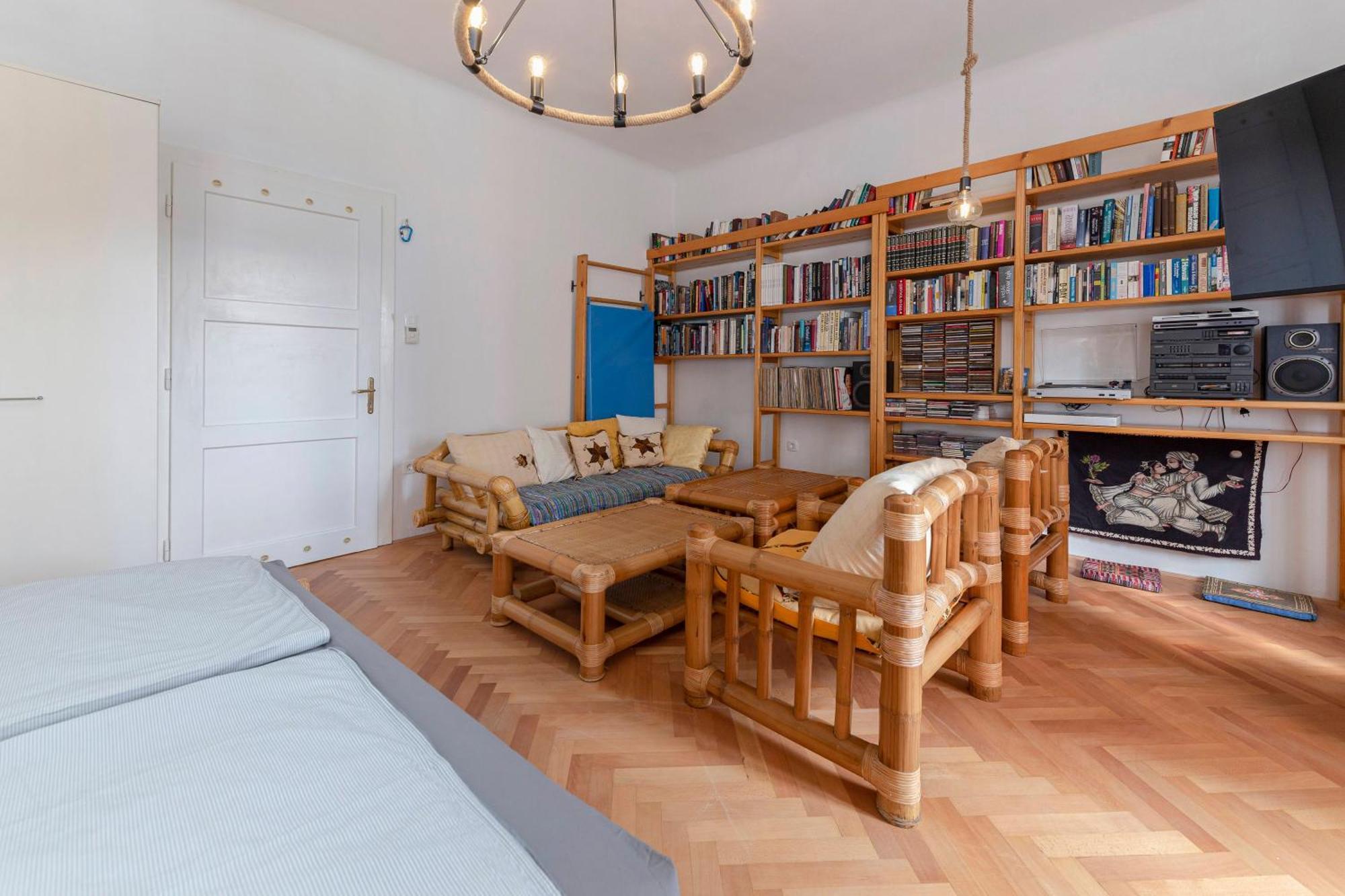 Historical Caserne Apartment Ljubljana Exteriör bild